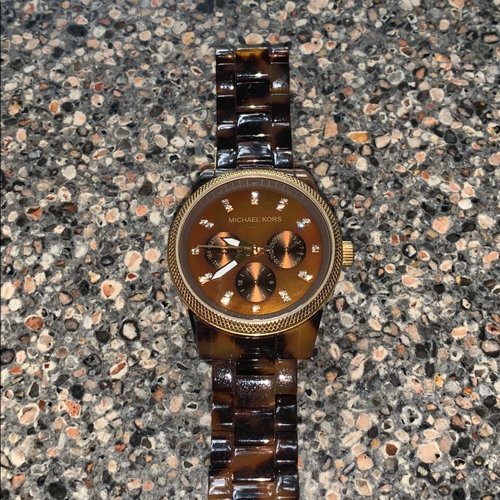 Michael kors brown tortoise watch